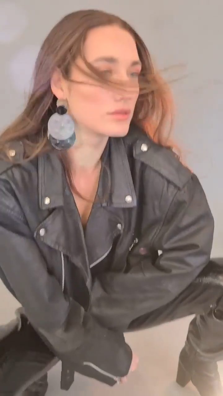 FCmodel — ritratto editoriale